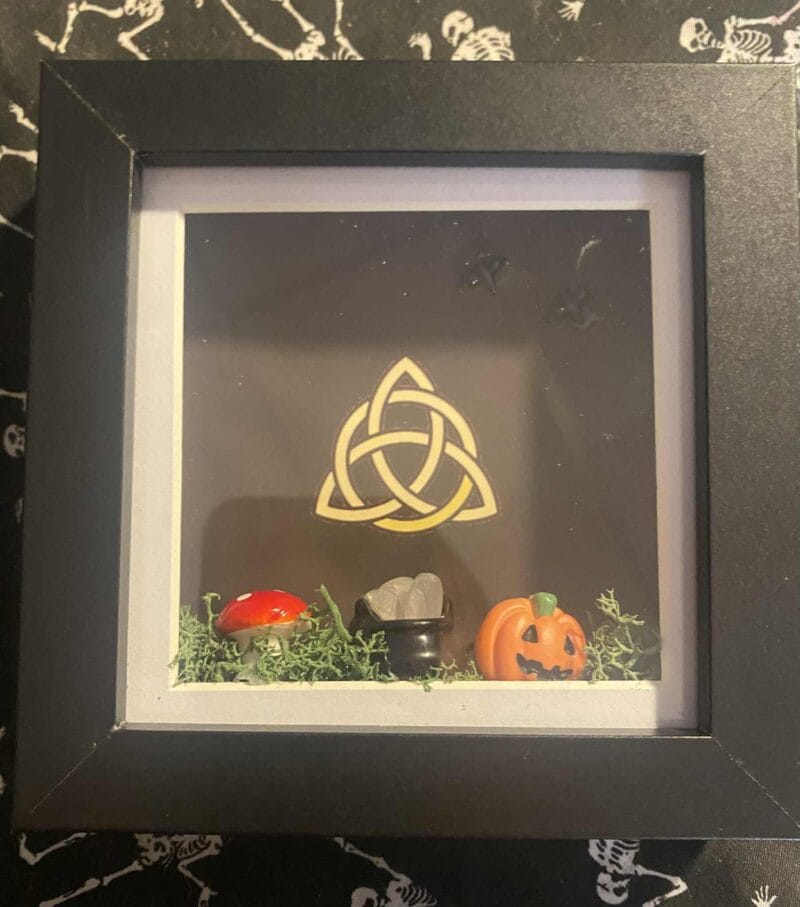 Witchy frame
