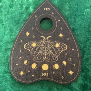 Moth witch plec