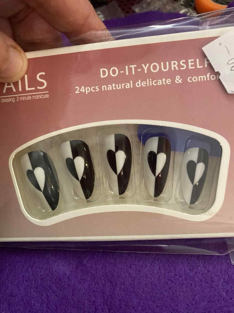 Black and White heart nails